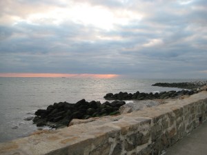 The Lordship Seawall